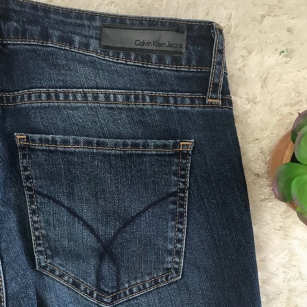 Calvin Klein Straight Leg Dark Wash Denim Jeans - Picture 4 of 4